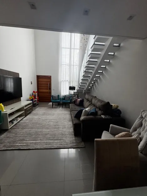 Alugar Casas / Sobrado em Mogi das Cruzes. apenas R$ 950.000,00