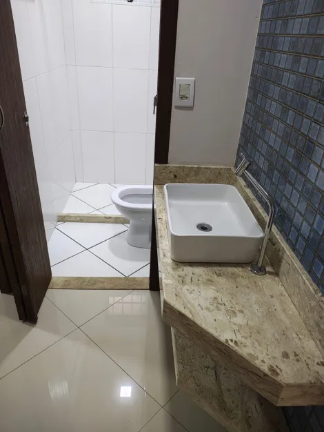 Alugar Casas / Sobrado em Suzano R$ 3.000,00 - Foto 24