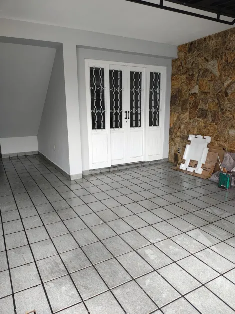 Alugar Casas / Sobrado em Suzano R$ 3.000,00 - Foto 3