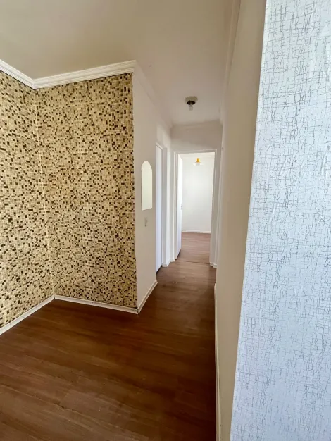 Alugar Apartamentos / Padr&atilde;o em Suzano R$ 1.000,00 - Foto 5