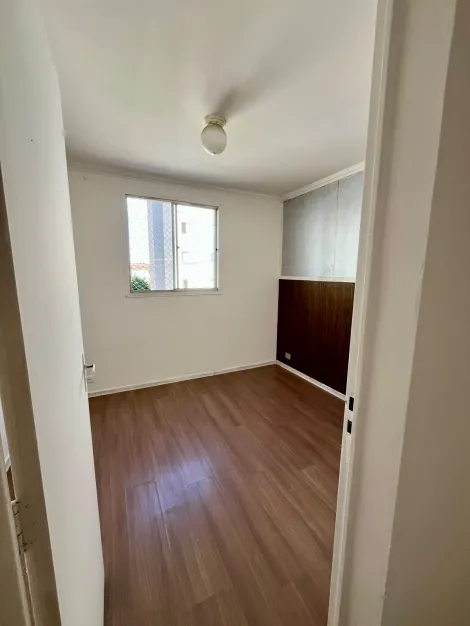 Alugar Apartamentos / Padr&atilde;o em Suzano R$ 1.000,00 - Foto 10