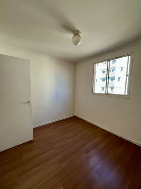 Alugar Apartamentos / Padr&atilde;o em Suzano R$ 1.000,00 - Foto 13
