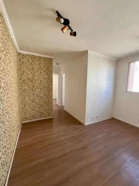 Alugar Apartamentos / Padr&atilde;o em Suzano R$ 1.000,00 - Foto 6
