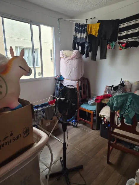 Alugar Apartamentos / Padr&atilde;o em Suzano R$ 1.060,00 - Foto 9