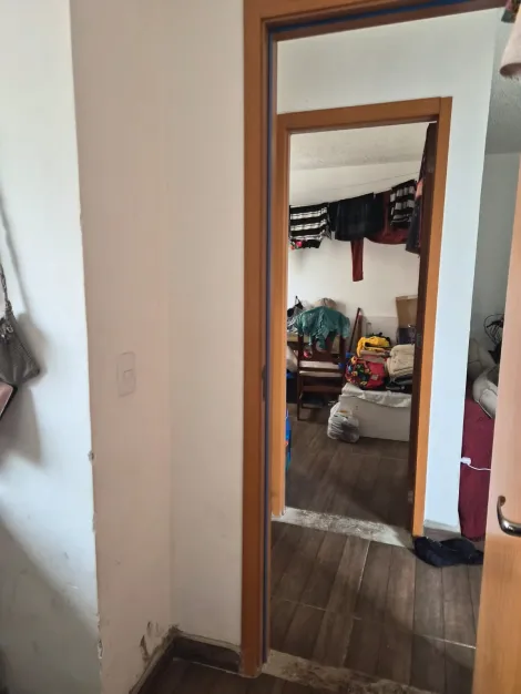 Alugar Apartamentos / Padr&atilde;o em Suzano R$ 1.060,00 - Foto 14