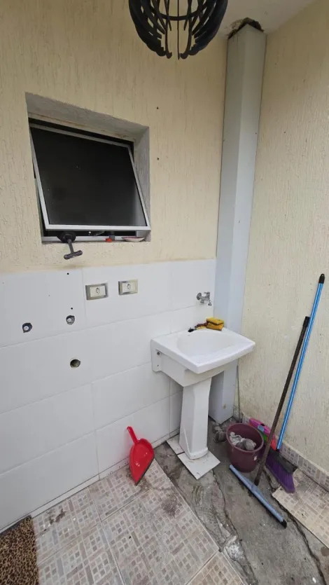 Comprar Casas / Sobrado em Suzano R$ 630.000,00 - Foto 17