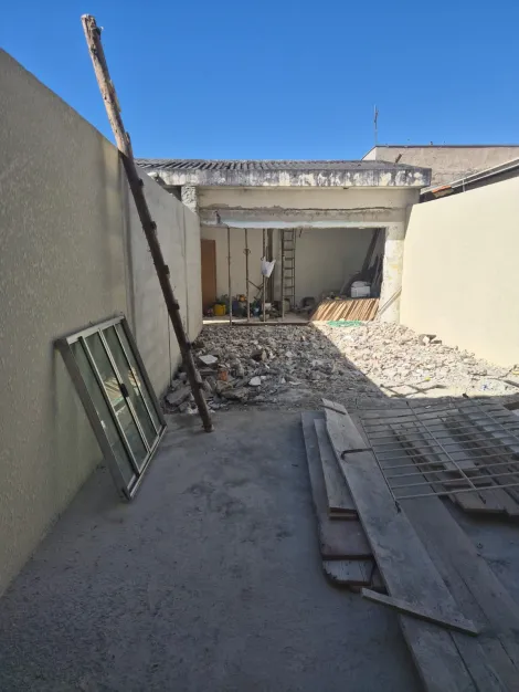 Comprar Casas / Sobrado em Suzano R$ 740.000,00 - Foto 6
