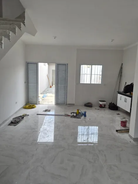 Comprar Casas / Sobrado em Suzano R$ 740.000,00 - Foto 3