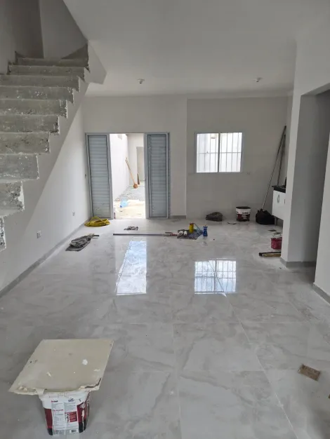 Comprar Casas / Sobrado em Suzano R$ 740.000,00 - Foto 4