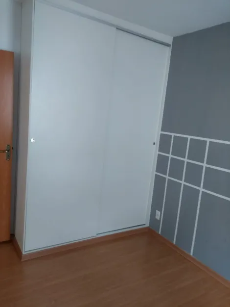 Comprar Apartamentos / Padr&atilde;o em Suzano R$ 240.000,00 - Foto 7