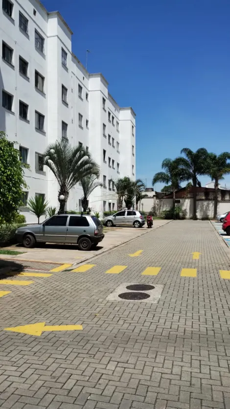 Comprar Apartamentos / Padr&atilde;o em Suzano R$ 250.000,00 - Foto 16