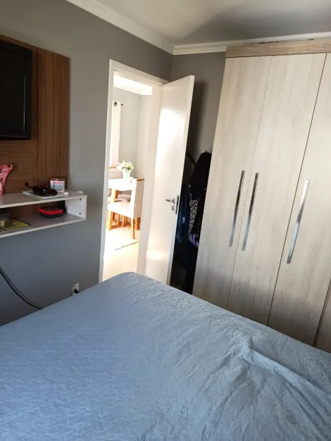 Comprar Apartamentos / Padr&atilde;o em Suzano R$ 250.000,00 - Foto 9