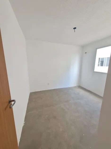Comprar Apartamentos / Padr&atilde;o em Suzano R$ 189.000,00 - Foto 5