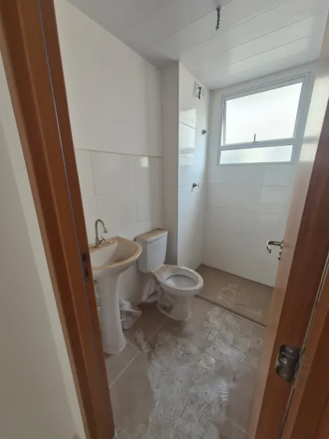 Comprar Apartamentos / Padr&atilde;o em Suzano R$ 189.000,00 - Foto 9
