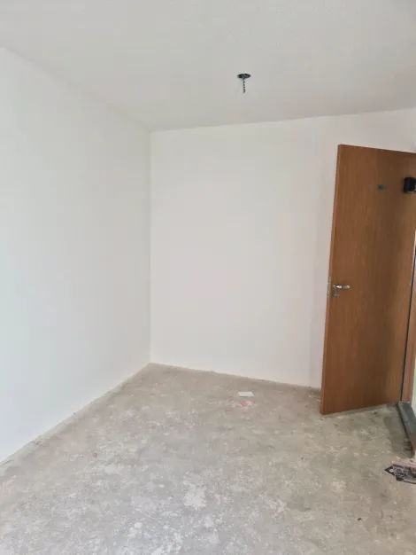 Comprar Apartamentos / Padr&atilde;o em Suzano R$ 189.000,00 - Foto 11
