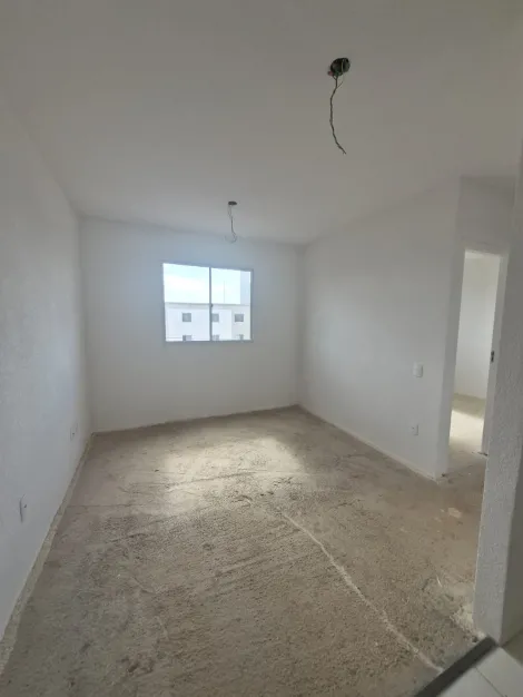 Comprar Apartamentos / Padr&atilde;o em Suzano R$ 189.000,00 - Foto 3