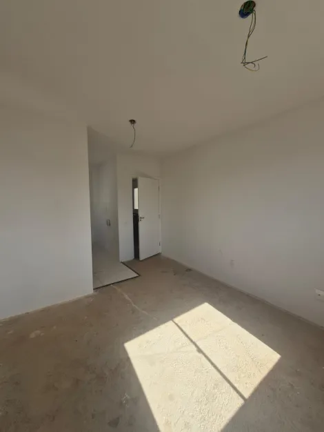 Comprar Apartamentos / Padr&atilde;o em Suzano R$ 189.000,00 - Foto 6
