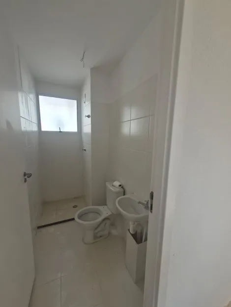 Comprar Apartamentos / Padr&atilde;o em Suzano R$ 189.000,00 - Foto 13