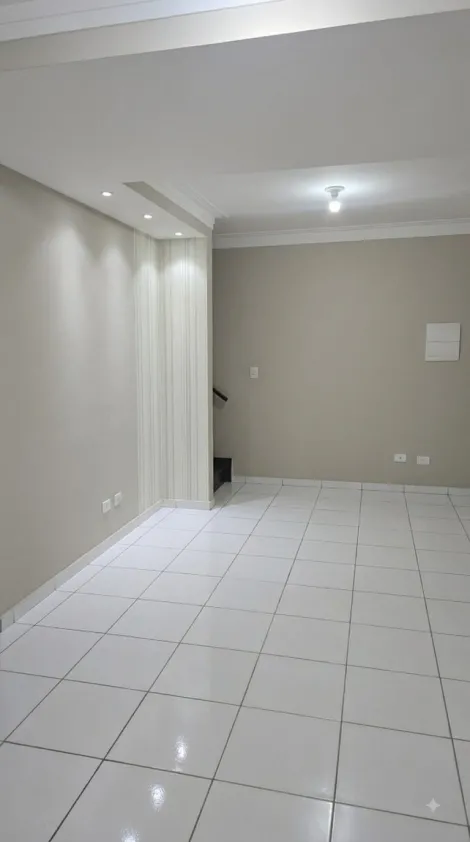 Comprar Casas / Condom&iacute;nio em Suzano R$ 270.000,00 - Foto 3