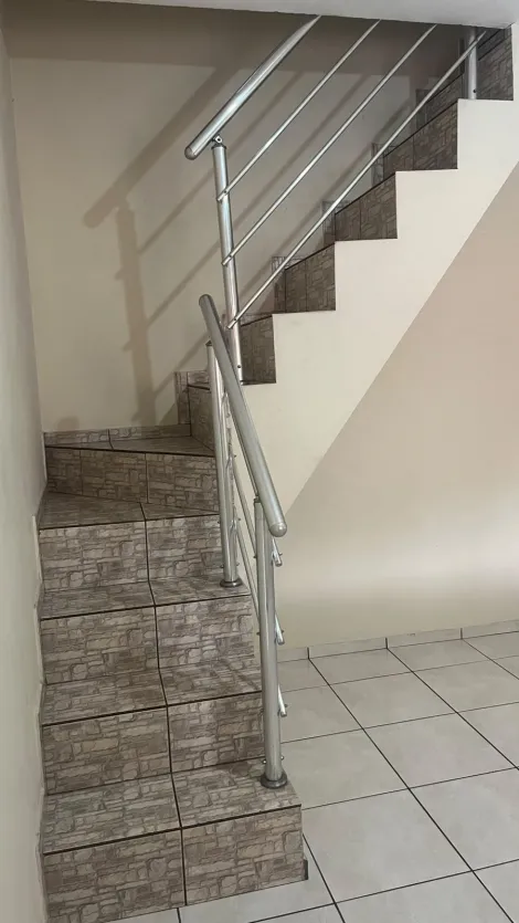 Alugar Casas / Sobrado em S&atilde;o Paulo R$ 1.400,00 - Foto 6