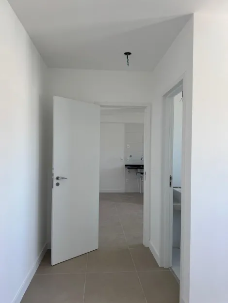 Comprar Apartamentos / Padr&atilde;o em Suzano R$ 500.000,00 - Foto 7