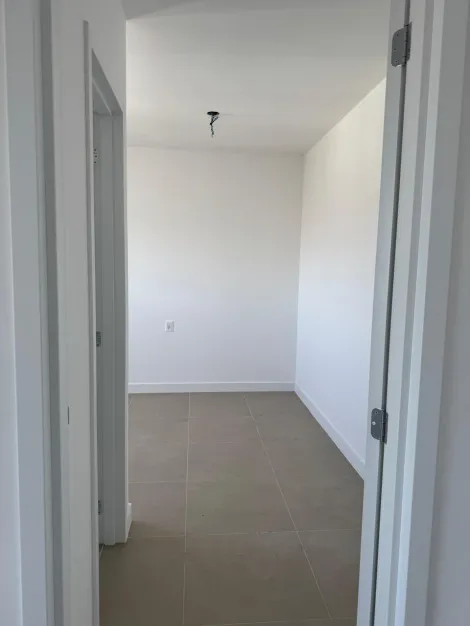 Comprar Apartamentos / Padr&atilde;o em Suzano R$ 500.000,00 - Foto 13