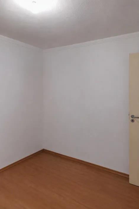Alugar Apartamentos / Padr&atilde;o em Suzano R$ 1.122,00 - Foto 5