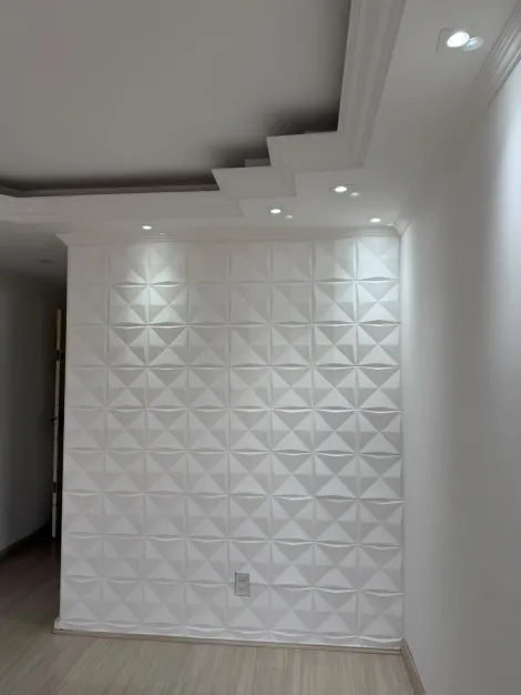 Alugar Apartamentos / Padr&atilde;o em Ferraz de Vasconcelos R$ 1.300,00 - Foto 4