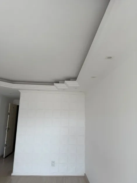 Alugar Apartamentos / Padr&atilde;o em Ferraz de Vasconcelos R$ 1.300,00 - Foto 5