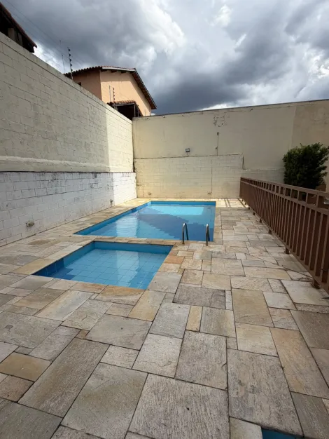 Alugar Apartamentos / Padr&atilde;o em Ferraz de Vasconcelos R$ 1.300,00 - Foto 16