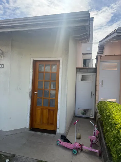 Alugar Casas / Condom&iacute;nio em Suzano R$ 1.942,00 - Foto 5
