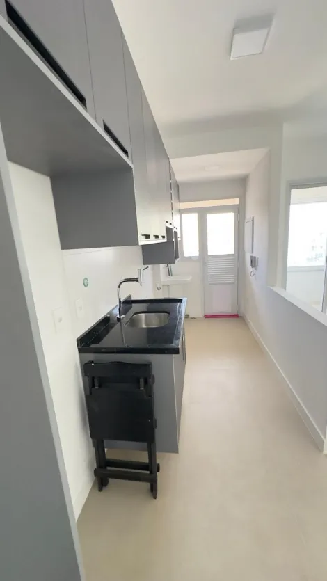 Comprar Apartamentos / Padr&atilde;o em Suzano R$ 440.000,00 - Foto 4