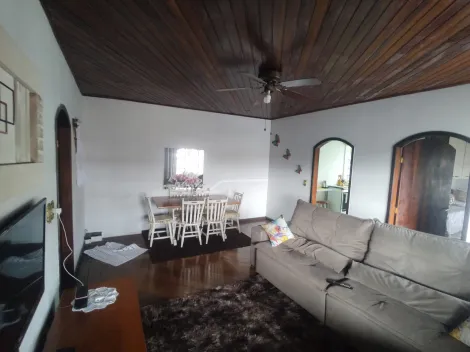 Alugar Casas / Assobradada em Itaquaquecetuba R$ 2.200,00 - Foto 6