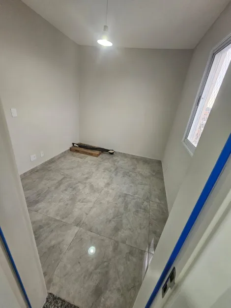 Alugar Apartamentos / Padr&atilde;o em Suzano R$ 1.810,80 - Foto 15