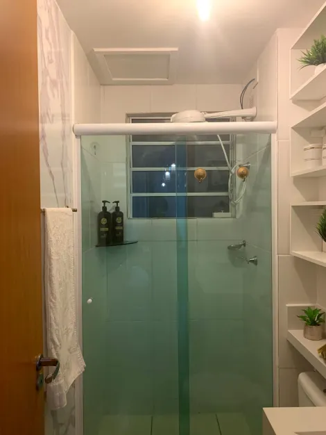 Comprar Apartamentos / Padr&atilde;o em Suzano R$ 244.000,00 - Foto 4