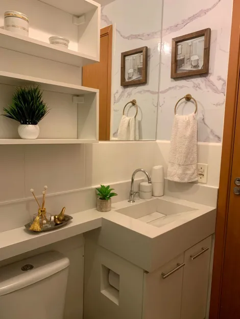 Comprar Apartamentos / Padr&atilde;o em Suzano R$ 244.000,00 - Foto 3