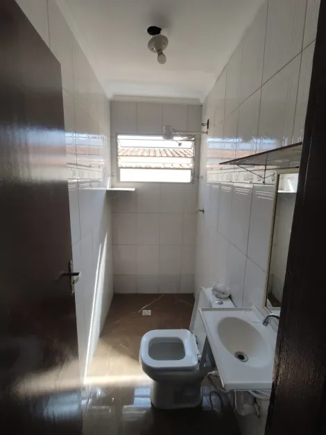 Alugar Casas / T&eacute;rrea em Suzano R$ 1.300,00 - Foto 18
