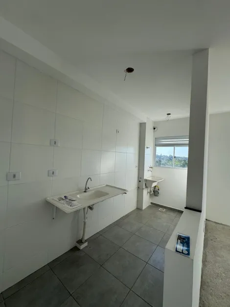 Alugar Apartamentos / Padr&atilde;o em Suzano R$ 1.800,00 - Foto 29
