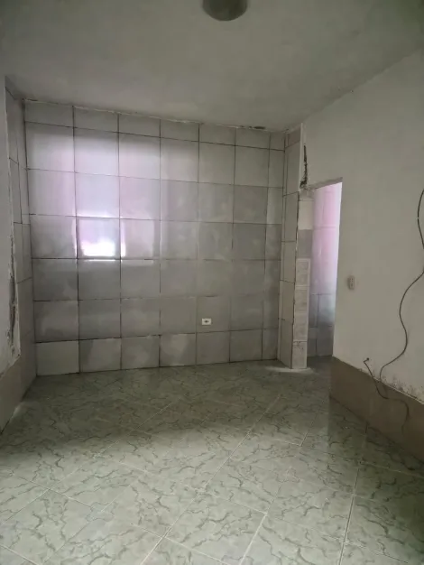 Alugar Casas / T&eacute;rrea em Suzano R$ 950,00 - Foto 8
