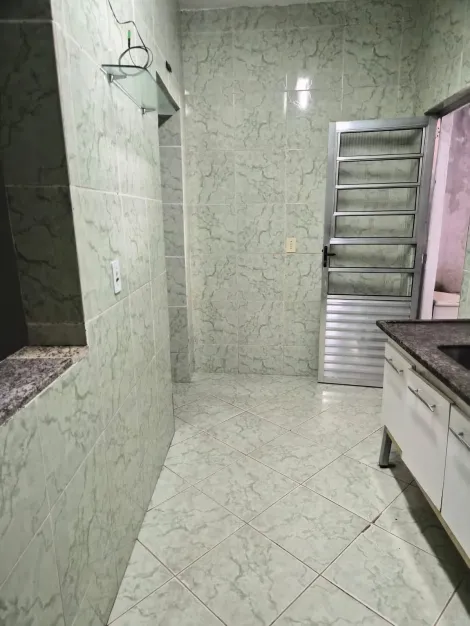 Alugar Casas / T&eacute;rrea em Suzano R$ 950,00 - Foto 5