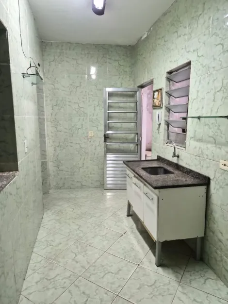 Alugar Casas / T&eacute;rrea em Suzano R$ 950,00 - Foto 6