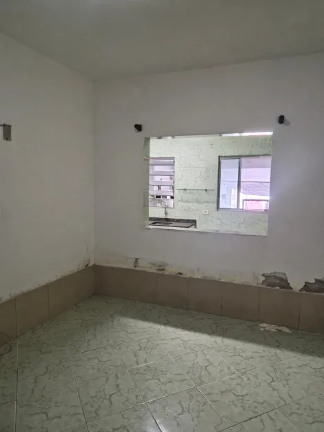 Alugar Casas / T&eacute;rrea em Suzano R$ 950,00 - Foto 17