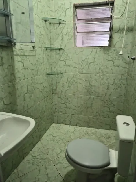 Alugar Casas / T&eacute;rrea em Suzano R$ 950,00 - Foto 23