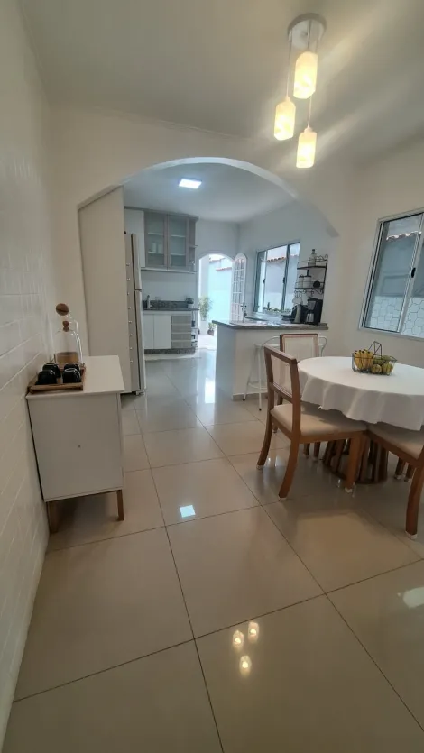 Comprar Casas / Sobrado em Suzano R$ 760.000,00 - Foto 2