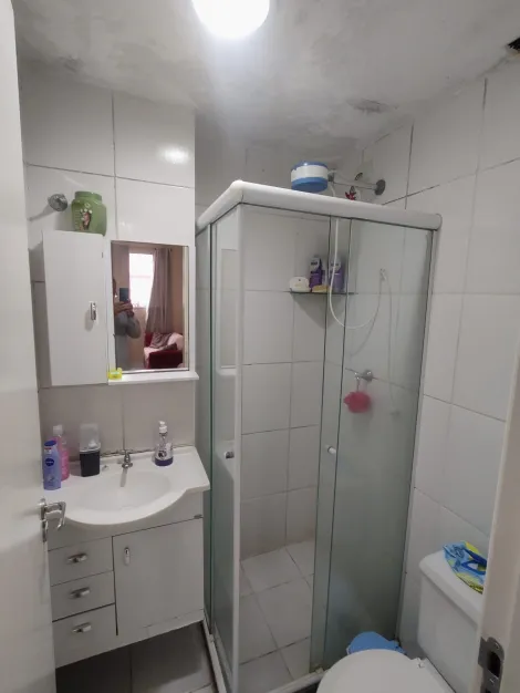 Comprar Apartamentos / Padr&atilde;o em Suzano R$ 239.000,00 - Foto 8