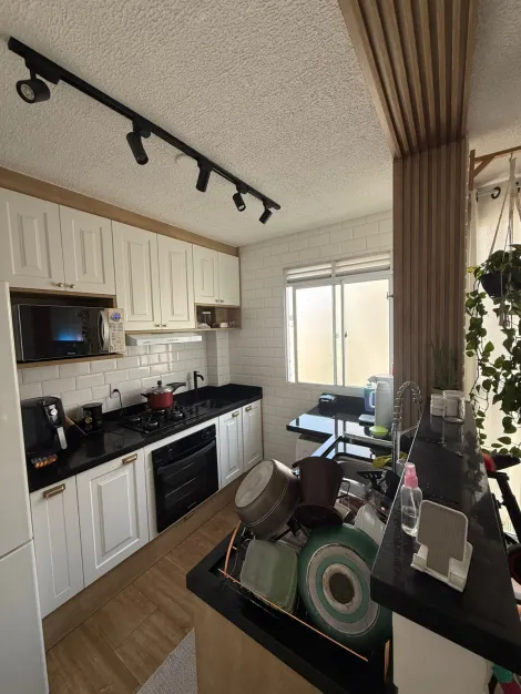 Alugar Apartamentos / Padr&atilde;o em Suzano R$ 1.500,00 - Foto 5