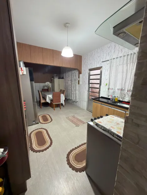 Comprar Casas / Sobrado em Suzano R$ 590.000,00 - Foto 3