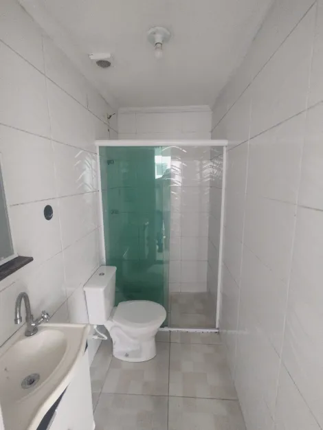 Alugar Apartamentos / Kitchnet em Suzano R$ 1.130,00 - Foto 15