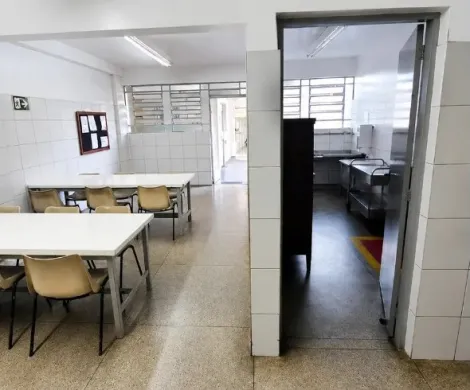 Alugar Comerciais / Galp&atilde;o - Comercial em Itaquaquecetuba R$ 100.000,00 - Foto 6