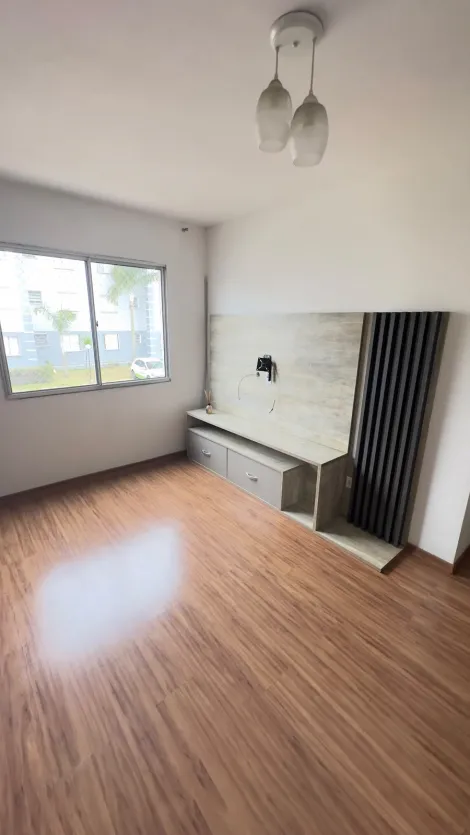 Alugar Apartamentos / Padr&atilde;o em Suzano R$ 1.765,00 - Foto 4